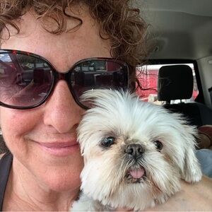 Meet your Posher, Linda